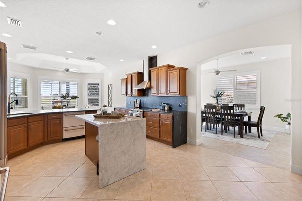 Dining room, Interior, Kitchen, Recessed Lighting