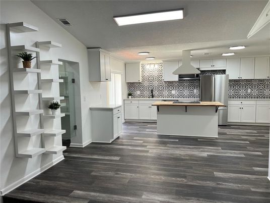 Interior, Kitchen, Stainless Steel Appliances, Wood Texture Flooring