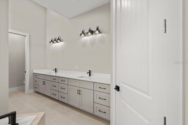 Bathroom, Dual Sink Vanities, Interior