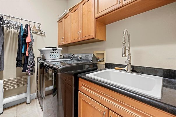 Interior, Washer