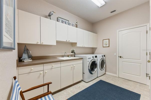 Interior, Washer