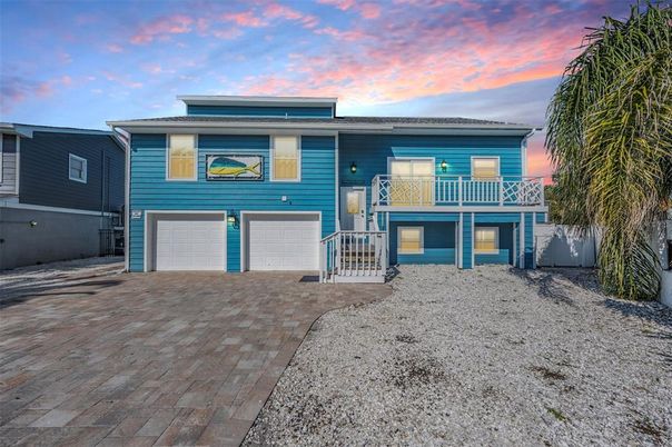 Attached, Exterior, Facade, Raised Ranch