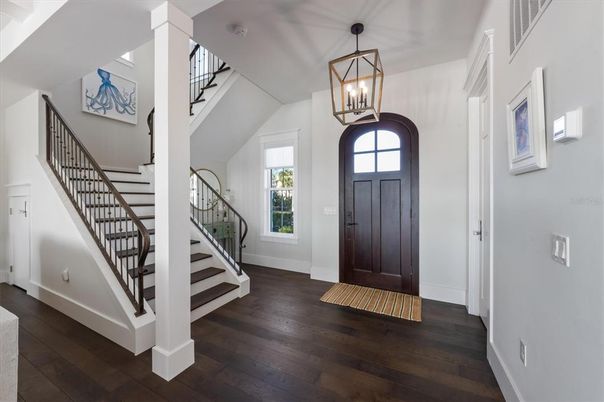 Interior, Pendant Lights, Wood Texture Flooring