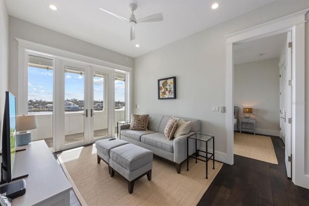 Interior, Living room, Recessed Lighting, Water, Wood Texture Flooring