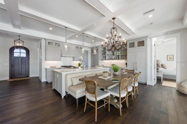 Chandelier, Dining room, Interior, Kitchen, Pendant Lights, Recessed Lighting, Wood Texture Flooring