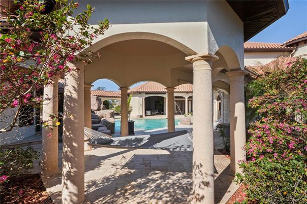 Exterior, Pool