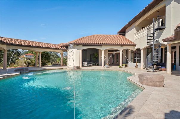 Exterior, Pool