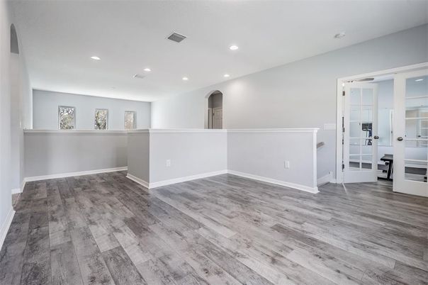 Empty room, Interior, Recessed Lighting, Wood Texture Flooring
