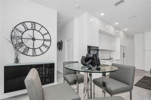 Dining room, Interior, Kitchen, Recessed Lighting