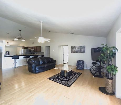 Interior, Kitchen, Pendant Lights, Wood Texture Flooring