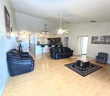 Interior, Kitchen, Pendant Lights, Wood Texture Flooring