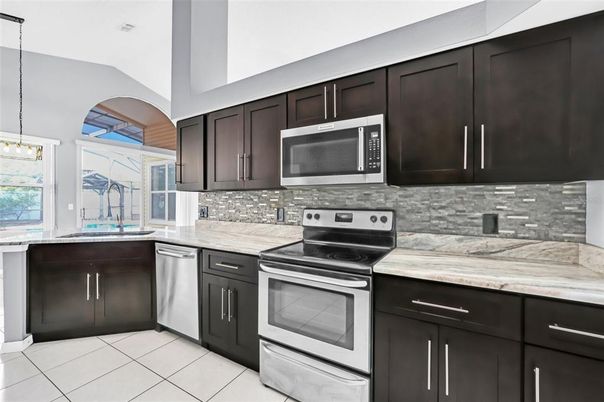 Interior, Kitchen, Pendant Lights, Stainless Steel Appliances