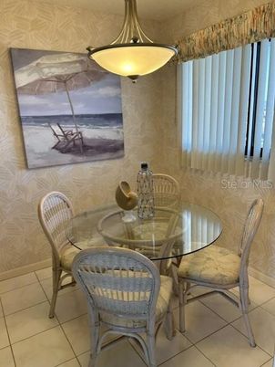 Dining room, Interior