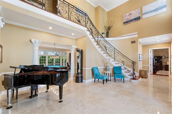 Interior, Pendant Lights, Piano, Recessed Lighting