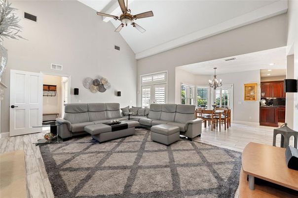 Chandelier, Dining room, Interior, Kitchen, Living room, Recessed Lighting, Wood Texture Flooring