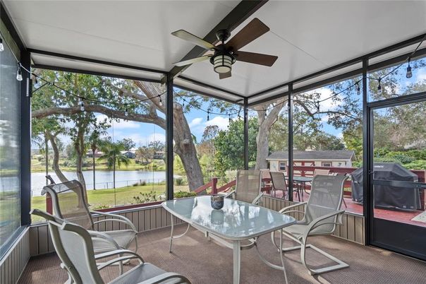 Dining room, Interior, Sun Room, Water