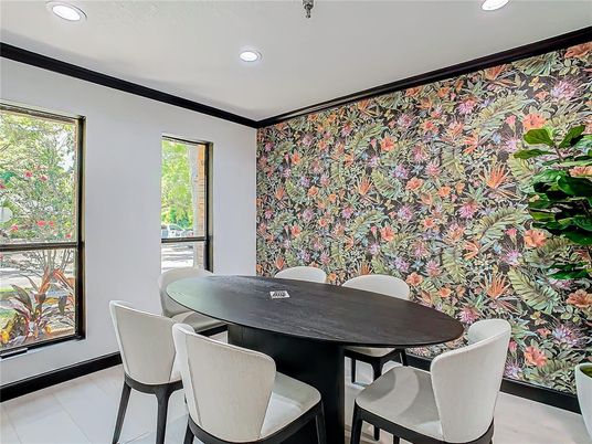 Dining room, Interior, Recessed Lighting