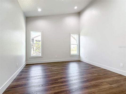 Empty room, Interior, Recessed Lighting, Wood Texture Flooring