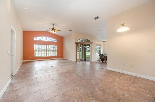 Empty room, Interior, Pendant Lights, Recessed Lighting