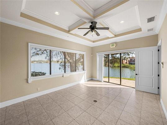 Empty room, Interior, Recessed Lighting, Water