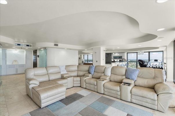 Dining room, Interior, Kitchen, Living room, Pendant Lights, Recessed Lighting