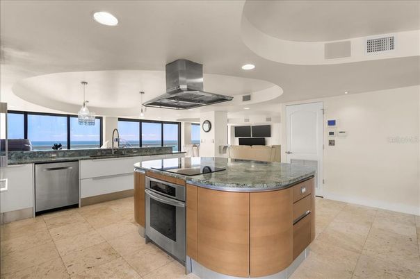 Interior, Kitchen, Pendant Lights, Recessed Lighting, Stainless Steel Appliances