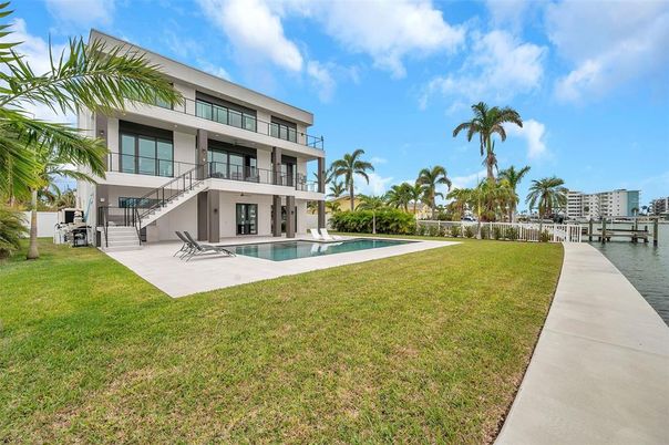 Backyard, Exterior, Pool