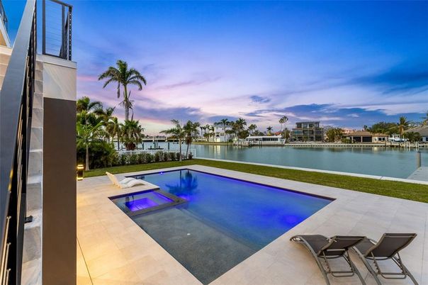 Exterior, Lake, Pool