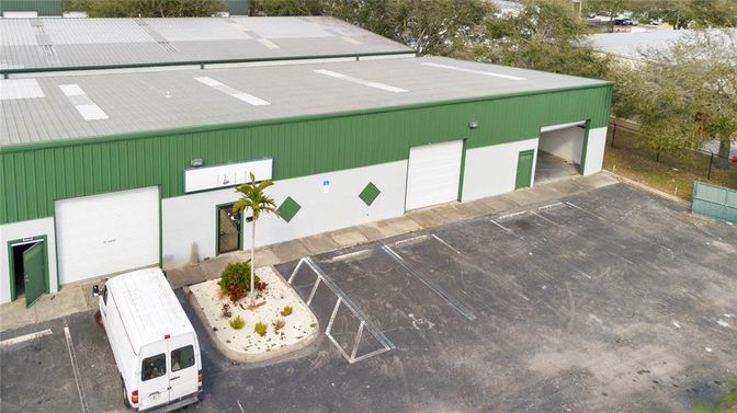 Exterior, Drone