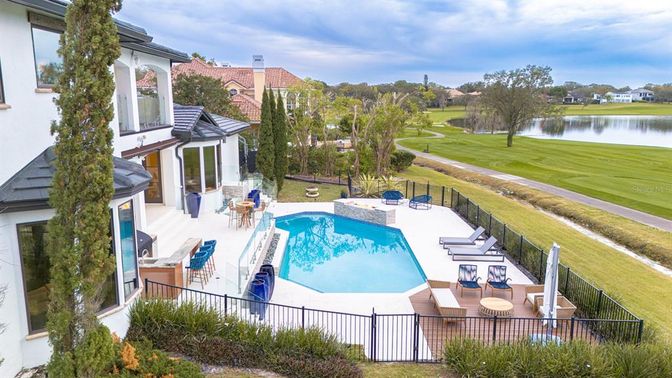 Exterior, Pool, Water