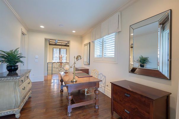 Home Office, Interior, Recessed Lighting, Wood Texture Flooring