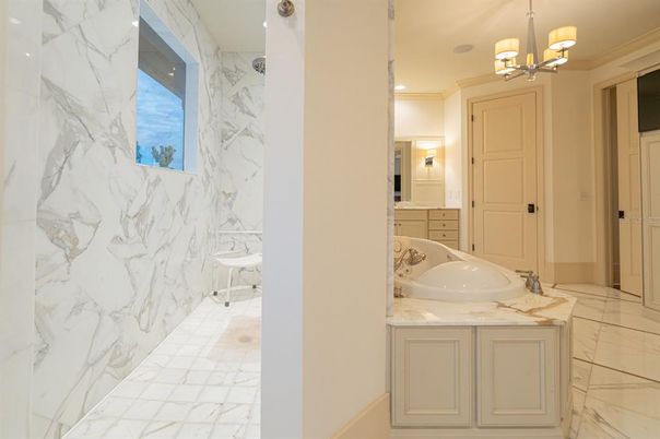 Bathroom, Interior, Marble, Marble Walls, Recessed Lighting