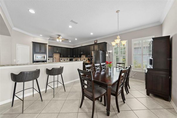 Chandelier, Dining room, Interior, Kitchen, Recessed Lighting, Stainless Steel Appliances