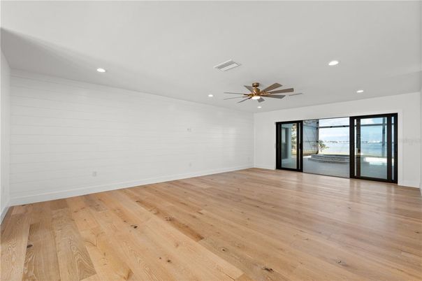 Empty room, Interior, Recessed Lighting, Wood Texture Flooring