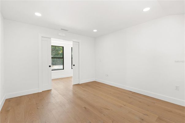 Empty room, Interior, Recessed Lighting, Wood Texture Flooring