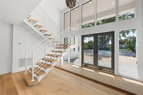 Interior, Recessed Lighting, Wood Texture Flooring