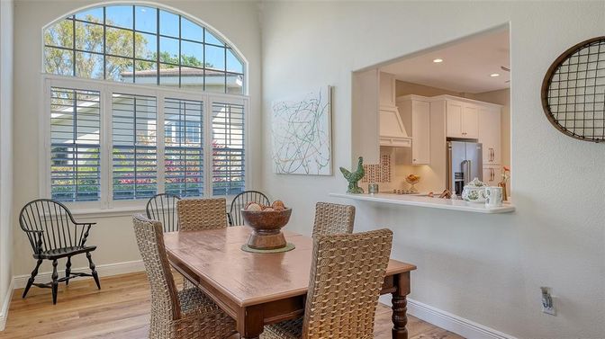 Dining room, Interior, Kitchen, Recessed Lighting, Wood Texture Flooring