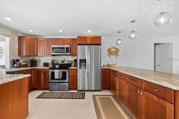 Interior, Kitchen, Pendant Lights, Recessed Lighting, Stainless Steel Appliances