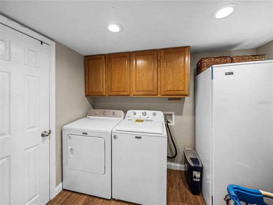 Interior, Recessed Lighting, Utility Closets, Washer, Wood Texture Flooring