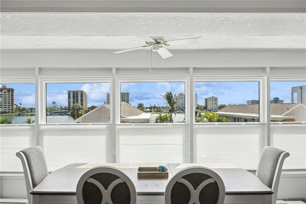 Dining room, Interior, Sun Room