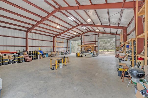 Garage, Interior