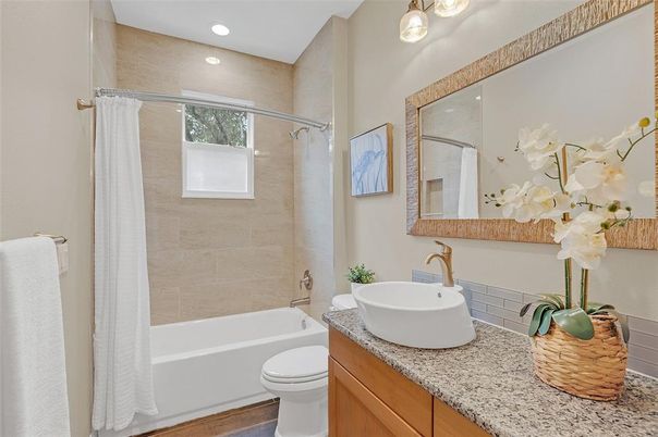 Bathroom, Interior, Recessed Lighting, Wood Texture Flooring