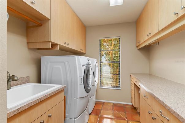 Interior, Washer