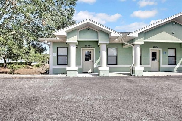 Exterior, Facade, American Craftsman