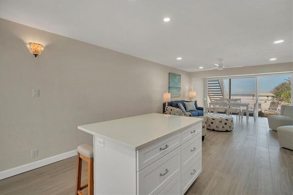 Dining room, Interior, Living room, Recessed Lighting, Wood Texture Flooring