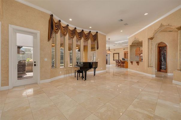 Dining room, Interior, Kitchen, Pendant Lights, Piano, Recessed Lighting