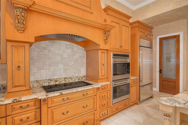 Interior, Kitchen, Stainless Steel Appliances