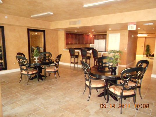Dining room, Interior, Kitchen, Recessed Lighting