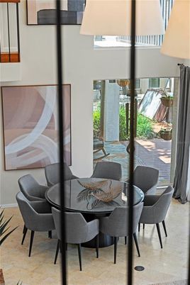 Dining room, Interior