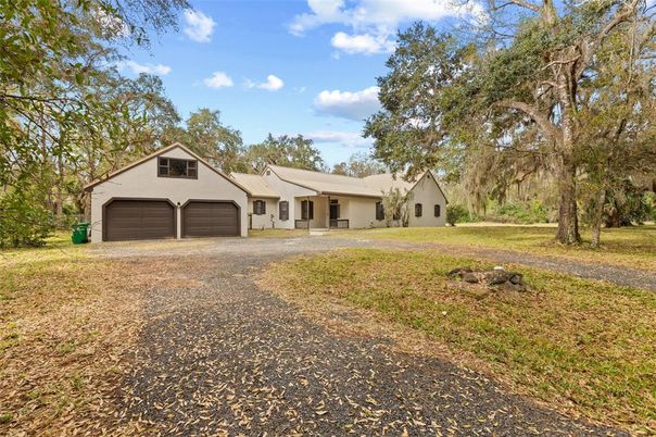 Backyard, Detached Garage, Exterior